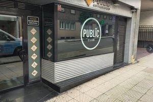 PUBLIC CLUB